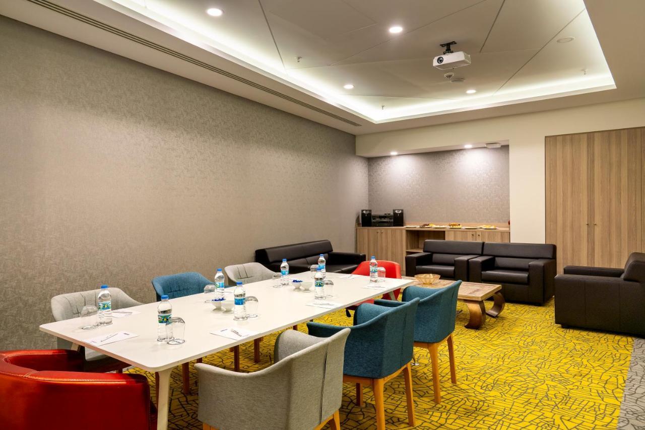 Park By Radisson Airport Odayeri 4* Provincia di Istanbul
