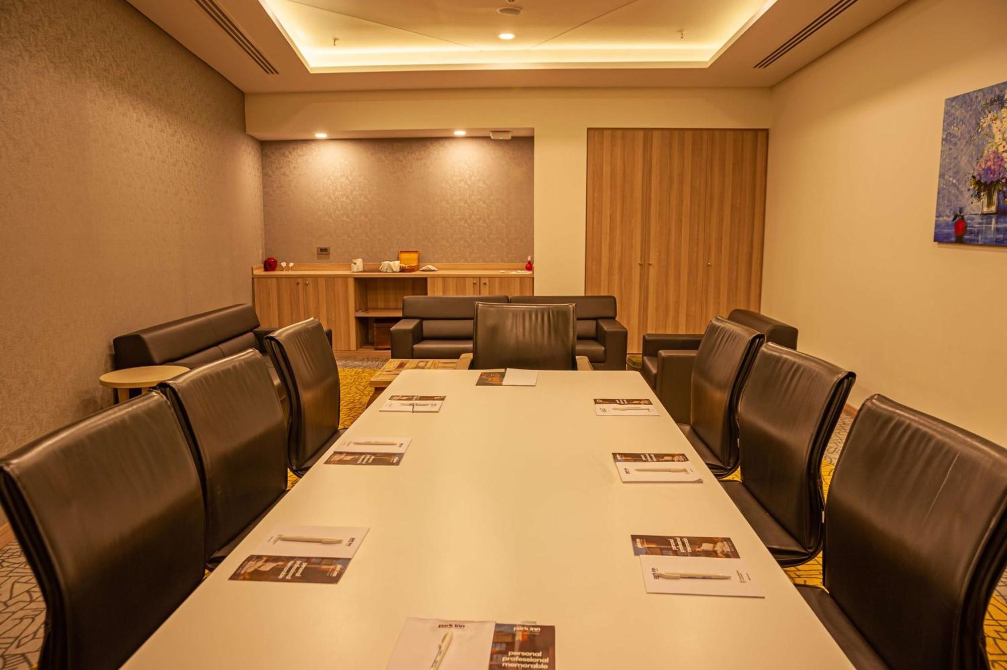 Park By Radisson Airport Odayeri Provincia di Istanbul